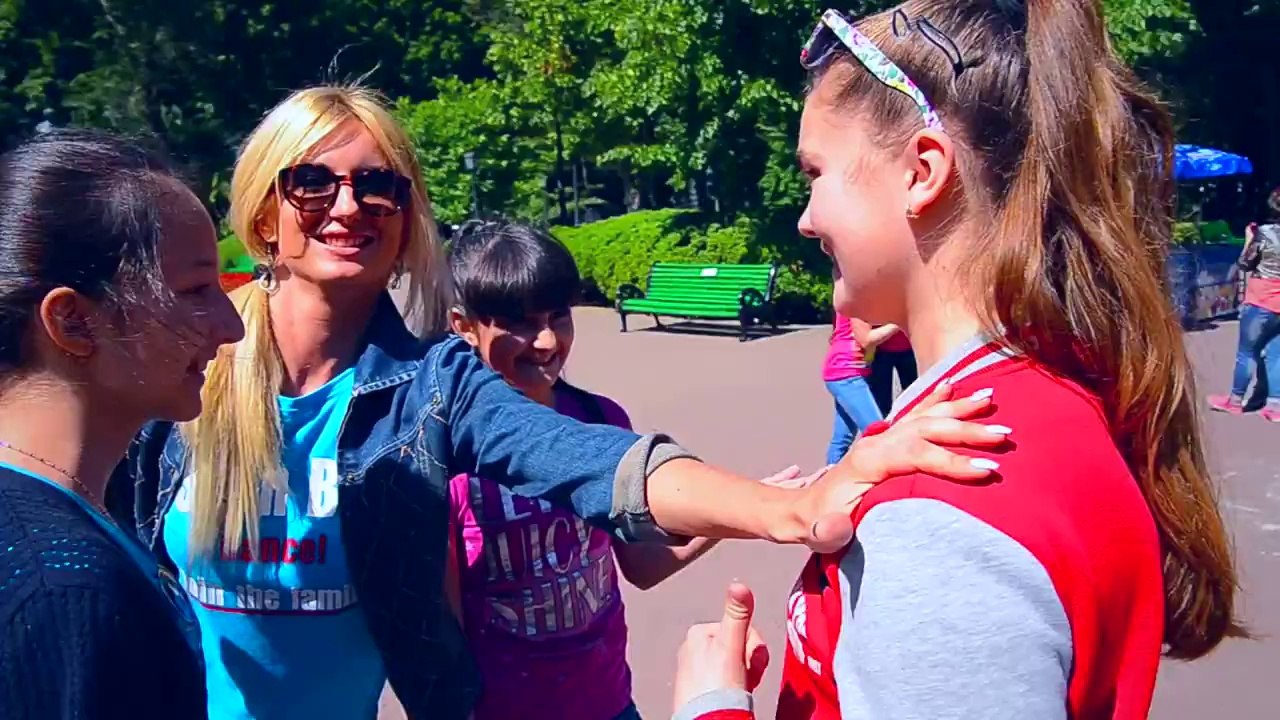 Sis n Bro Crazy Teens and Dance Busters Group - Beginners Sister Dee (Part2).