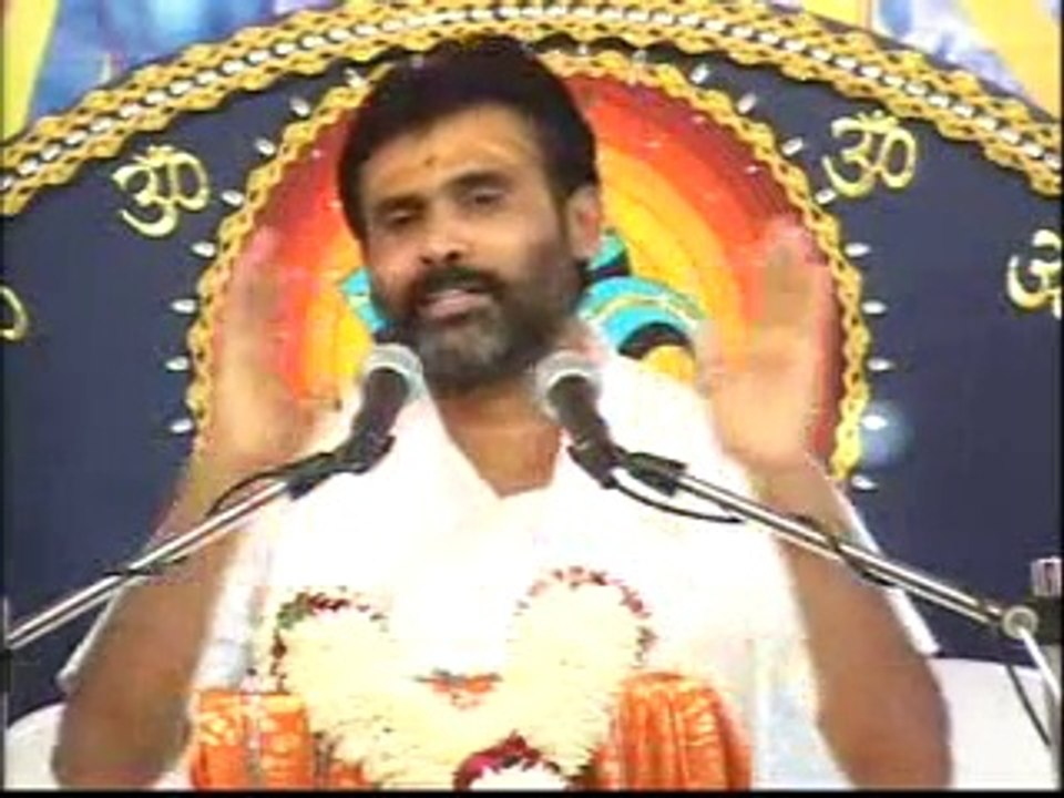 Shiv Katha Giri Bapu at Bardoli in Gujarati Part 25