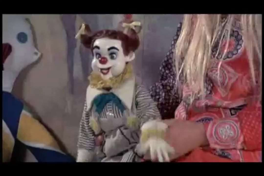 Escape To Witch Mountain - Marionette Scene