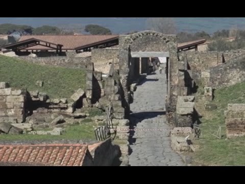 Pompei (NA) - Il Tar blocca gli appalti per il restauro del sito archeologico -1- (31.07.14)