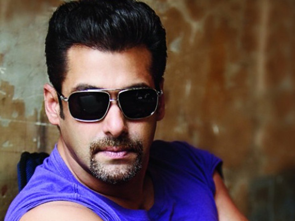 Salman Khan King Of 100 Crore Club