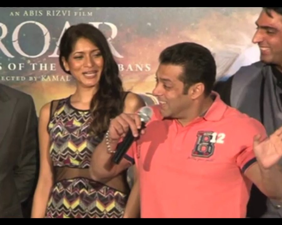 Salman takes a dig at Jackie and his son Tiger