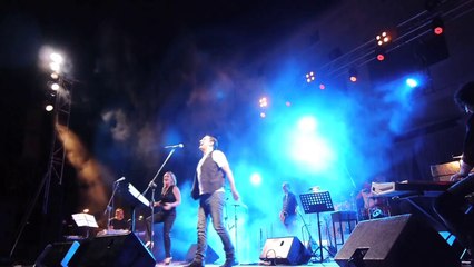 Θάνος Μικρούτσικος, Γιάννης Κότσιρας και η Ρίτα Αντωνοπούλου  Φεστιβάλ Μονής Λαζαριστών 2014.