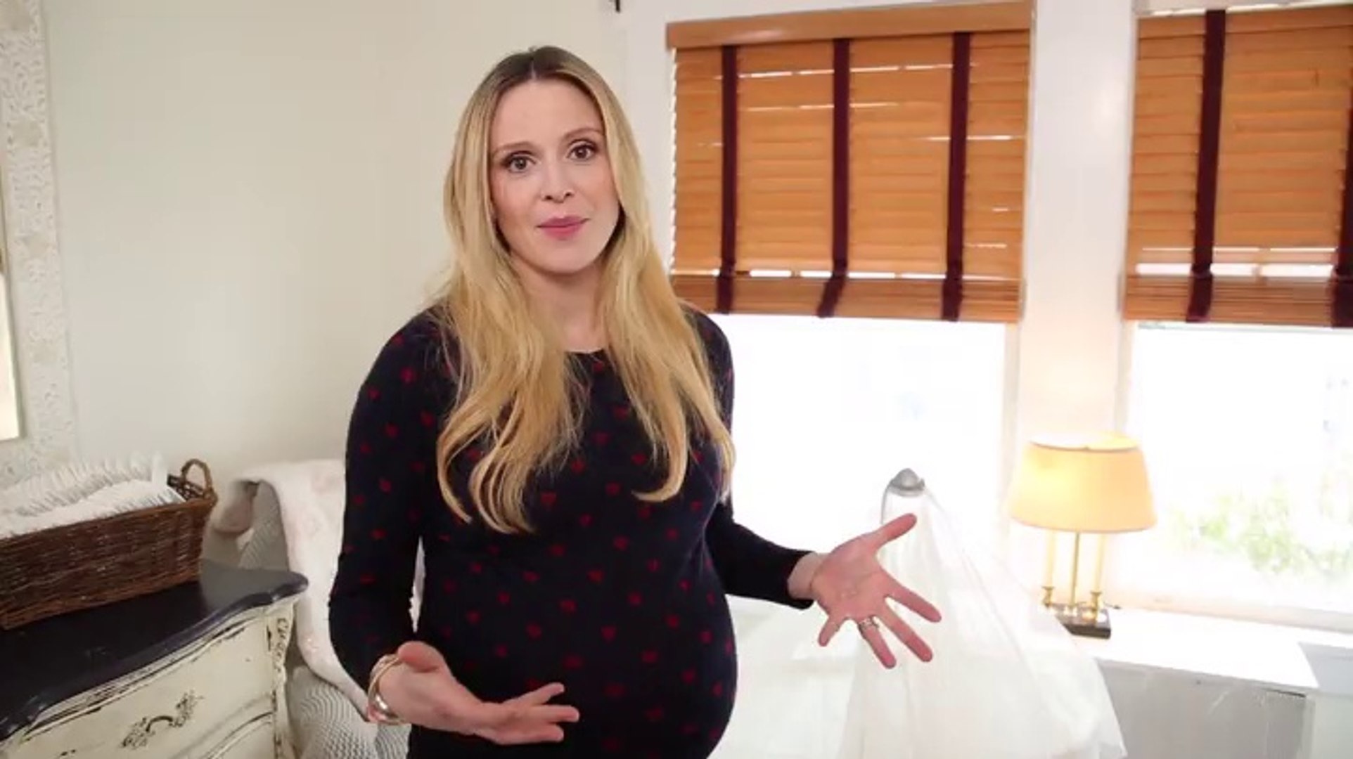 Summer Infant Fox Friends Classic Comfort Wood Bassinet Video