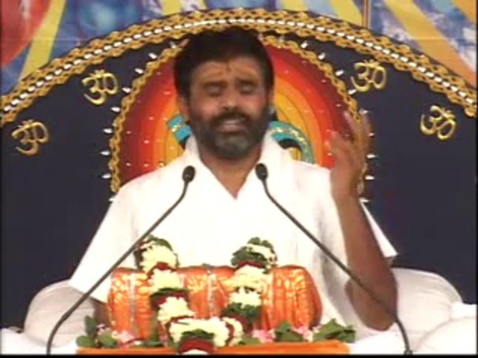 Shiv Katha Giri Bapu at Bardoli in Gujarati Part 35