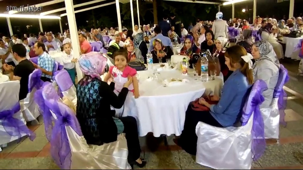 SELMA İLE HALİL-SALON GÖRÜNTÜLERİ-3