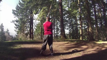 Tải video: Démo de cette méthode de combat ancestrale : Bamboo Kung-Fu