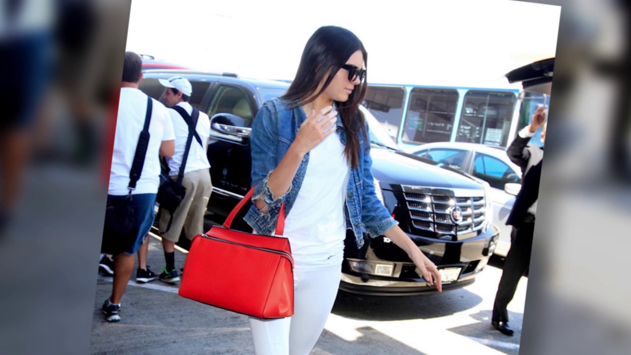 Kim Kardashian, Kendall and Kris Jenner Fly Off For Vacay