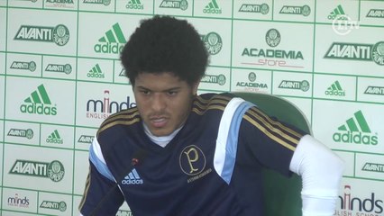 Leandro não teme perder espaço com a chegada de reforços