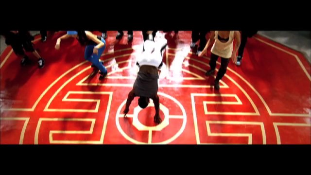 Flo Rida - Club Can't Handle Me ft. David Guetta [Official Music Video] - Step Up 3D