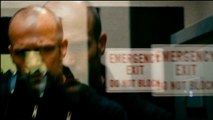 Assassino à Preço Fixo (2011) Trailer Oficial Legendado.