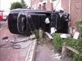 Lens: une voiture percute une maison route de La Bassée au petit matin