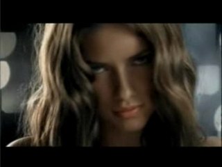 **ADRIANA LIMA SPOT TIM RISTORANTE**