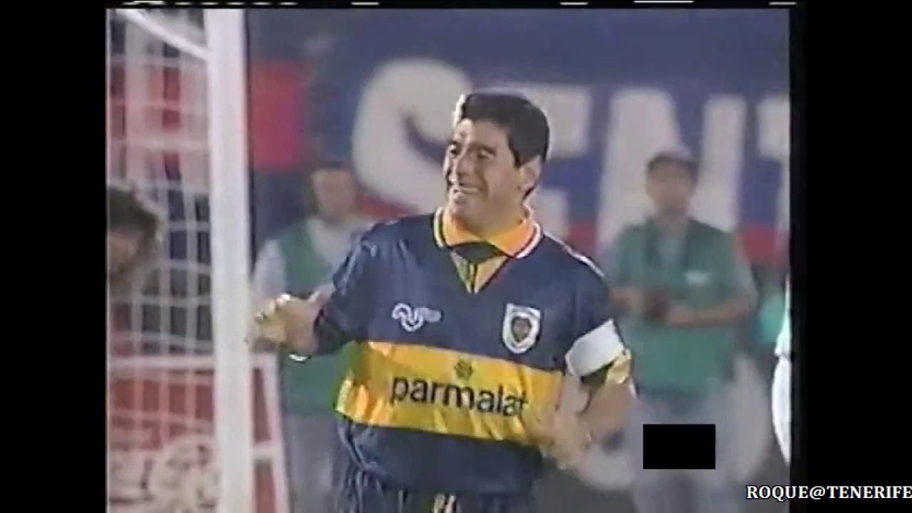 UNIVERSIDAD DE CHILE 4 VRS BOCA 2-14/12/ 1995-MARADONA-HD