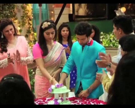 Pyaar Ka Dard Hai Ayesha plans to celebrate Pankhuris birthday