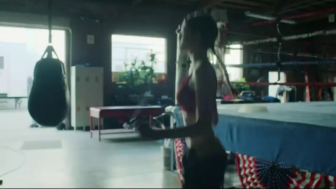 Bingo Players - Knock you out (Hardwell remix) (Official VIdeo HD)