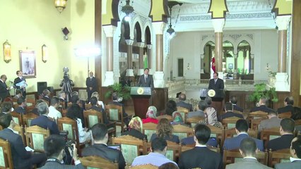 Novos bombardeios matam dezenas de palestinos