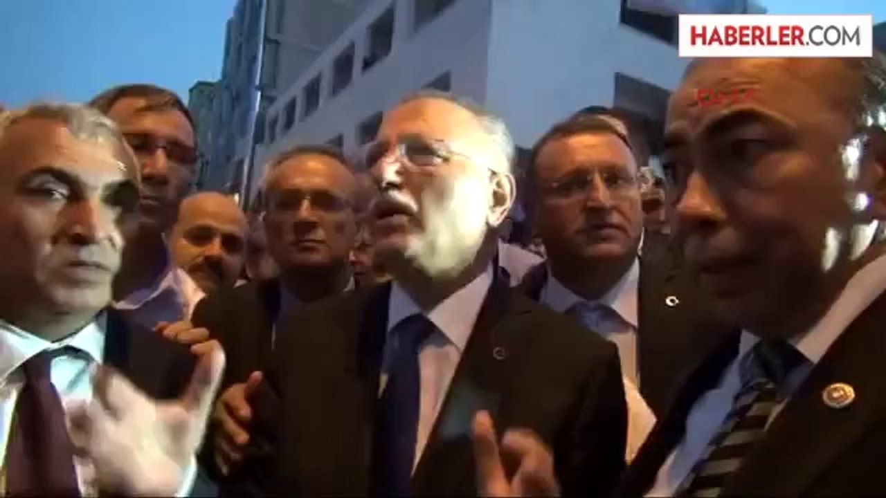 Cumhurbaşkanı Adayı Ekmeleddin İhsanoğlu Hatay'da Barış Mesajları Verdi, Demokrasi Vurgusu Yaptı"...
