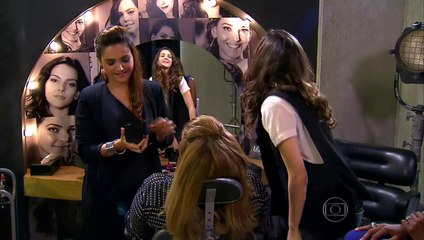 Destaque seu visual com os batons marcantes de Marina em Em Família 💄