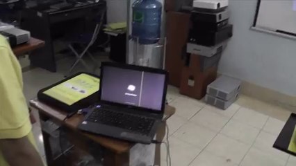 Hướng dẫn thay bóng đèn cho máy chiếu [VNPC]