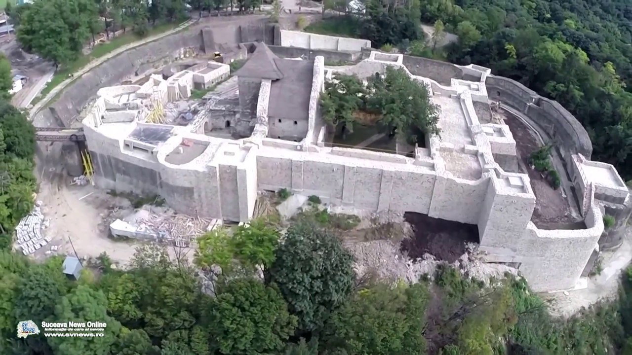 Cetatea de Scaun a Sucevei (filmare aeriană)