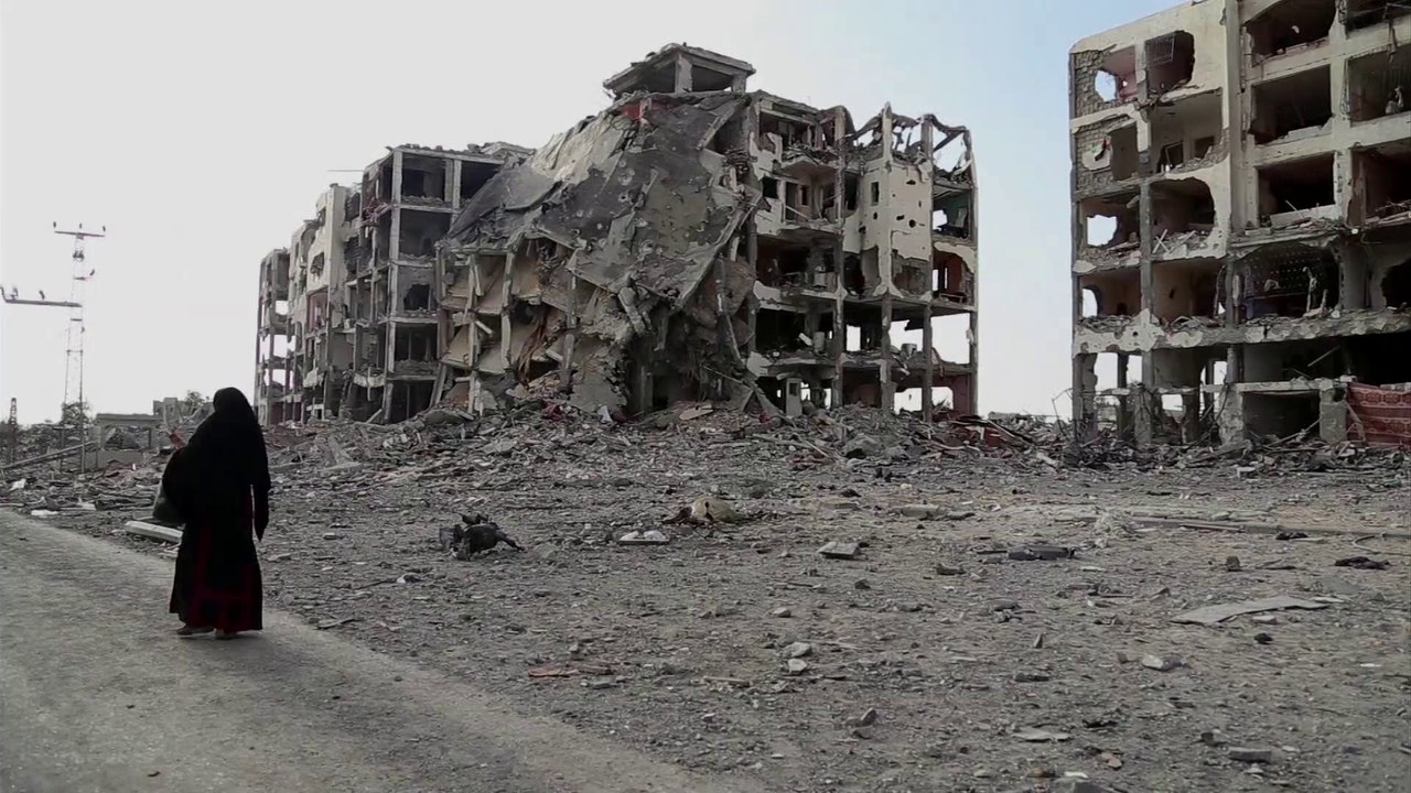 Des habitants reviennent dans des quartiers en ruine du nord de Gaza