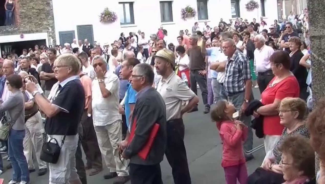 Mobilisation 1914 (reconstitution dans le village de Chauché Vendée)