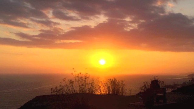 Free HD Video Footage of Sunsets, Seascapes ~ and much more!