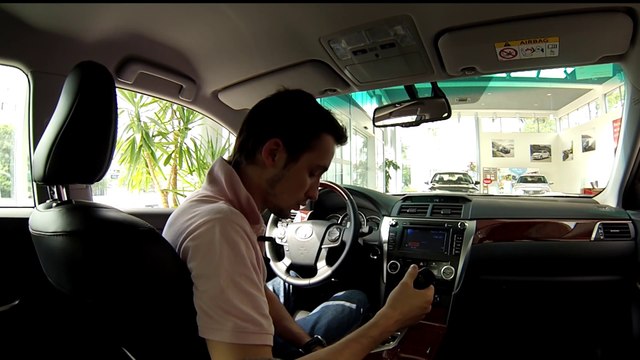 Bất ngờ với động cơ toyota camry - liên hệ 0976 118 186