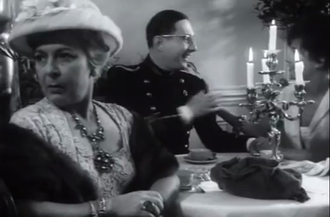 Whoopi Goldberg And Brooke Shields In What Makes A Family