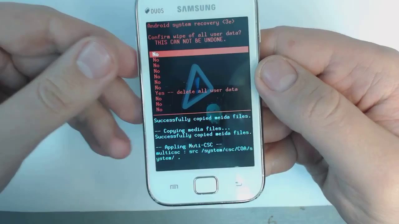 Samsung Galaxy Ace Duos S6802 - How to remove pattern lock by hard reset