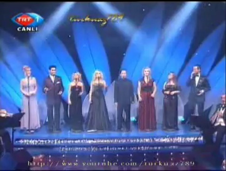 AKŞAM SEFASI KORO-Gitmek Mi Zor Kalmak Mı Zor