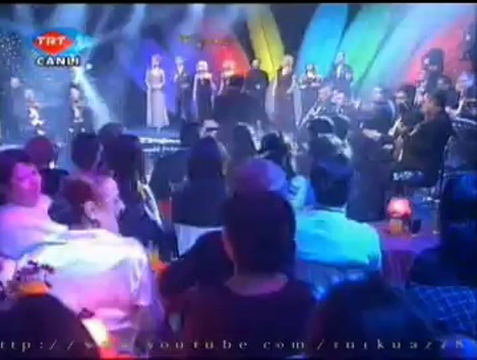 AKŞAM SEFASI KORO-Erkilet Güzeli Bağlar Bozuyor