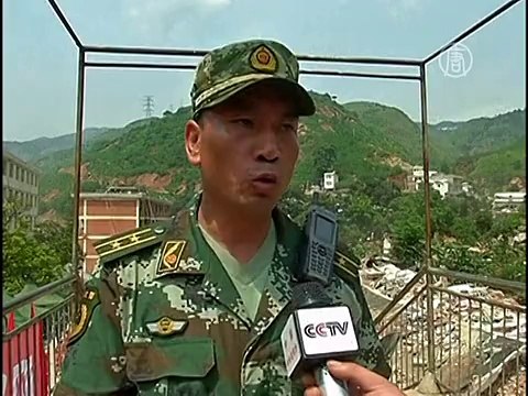 Оползень в Китае накрыл более 50 человек