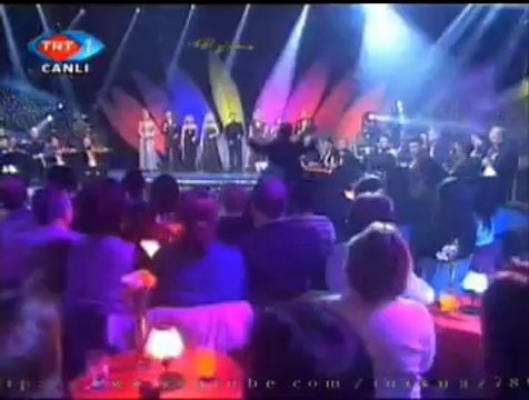 AKŞAM SEFASI KORO-Pencerenin Perdesini Aç Bana Göster Yüzünü