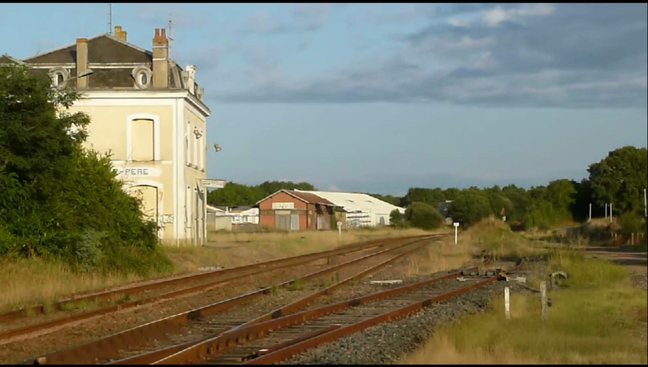 ECR CLASS 66 TRAIN DONGES POITIERS