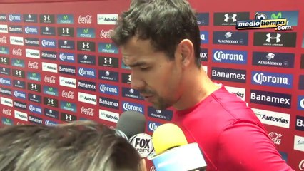 Celebra Velázquez un triunfo doblemente valioso ante Pumas