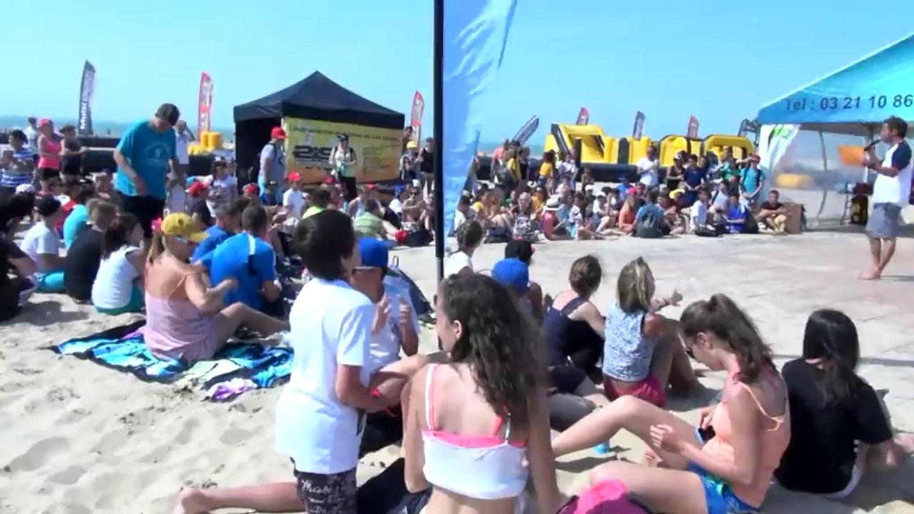 En bref: le PIJ à la plage 2014!