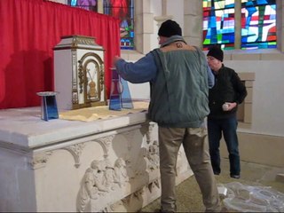 Doop font stolp kerk Vouecourt