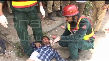 خان اور قادری انقلاب پر ایک سیاسی ویڈیو