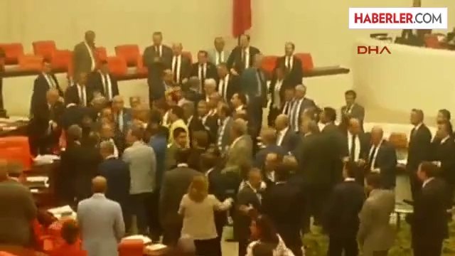 TBMM Genel Kurulu'ndaki Yumruklu Kavga Kameradatbmm Genel Kurulu'ndaki Yumruklu Kavga Kamerada