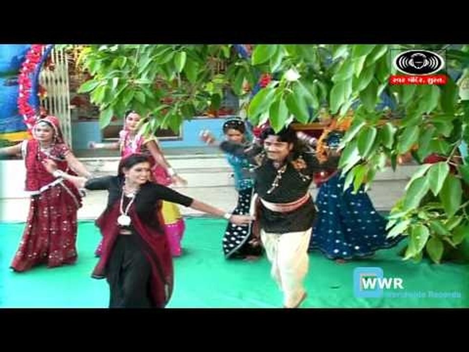 Saat Saat Benadiyu Ghume Re - Khodal Maa Ramva Aavo Aaj.