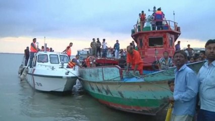 Bangladesh ferry capsizes with 200 passengers aboard