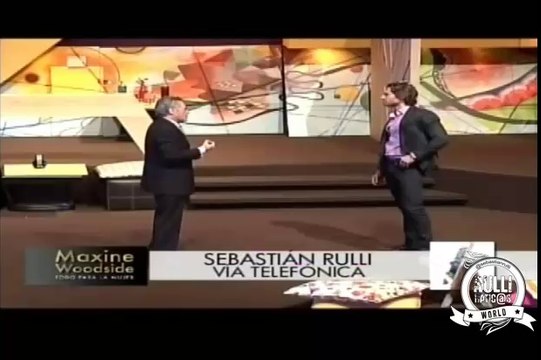 Sebastian rulli y Angelique Boyer al telefono con #TPLM platicando de #LosDerechosDeLaMujer y su gira