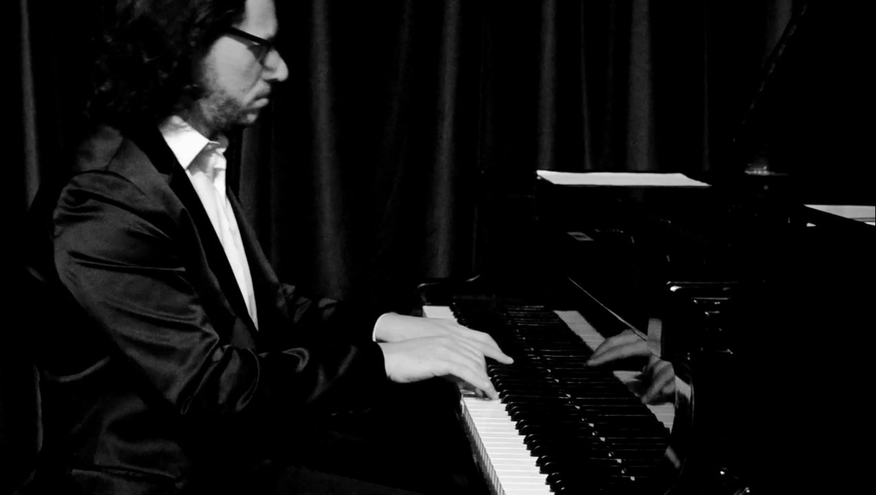 Talking Alone - Martin Gaido ( Live Version )