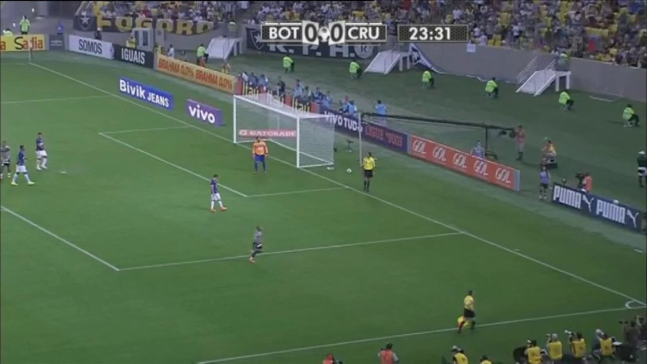 Brasileiro: Cruzeiro zeigt Herz im Maracana