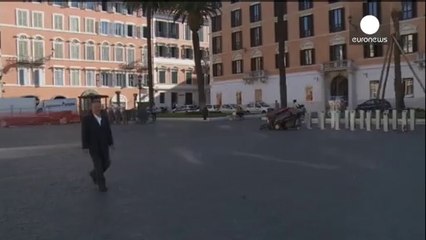 El ayuntamiento de Roma abre una zona peatonal en la Plaza de España