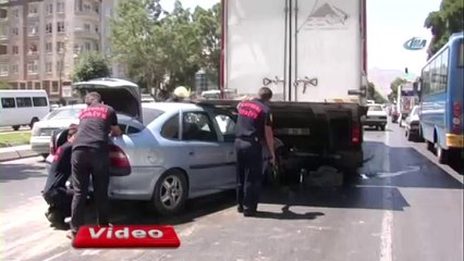 Otomobil metrelerce sürüklendi