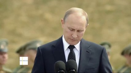 Un oiseau se lache sur Poutine! Vengeance contre la russie!!!!