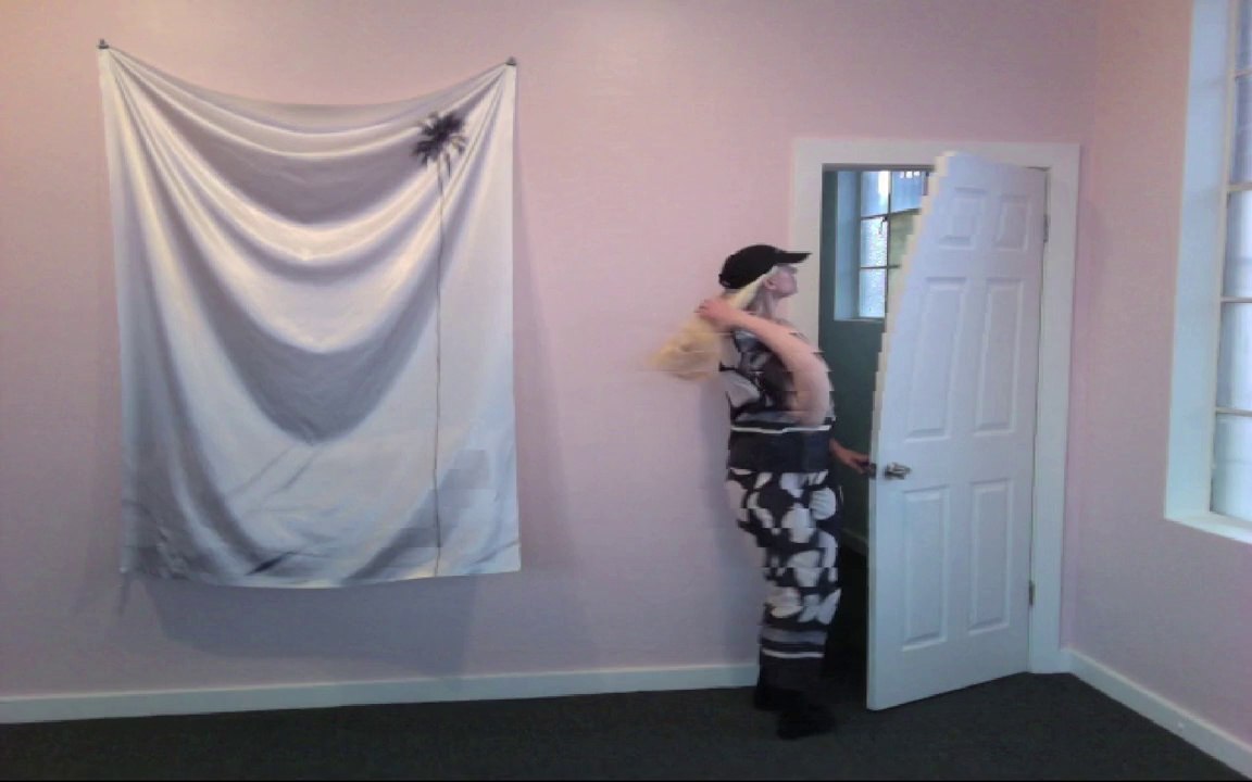 dot warp with door